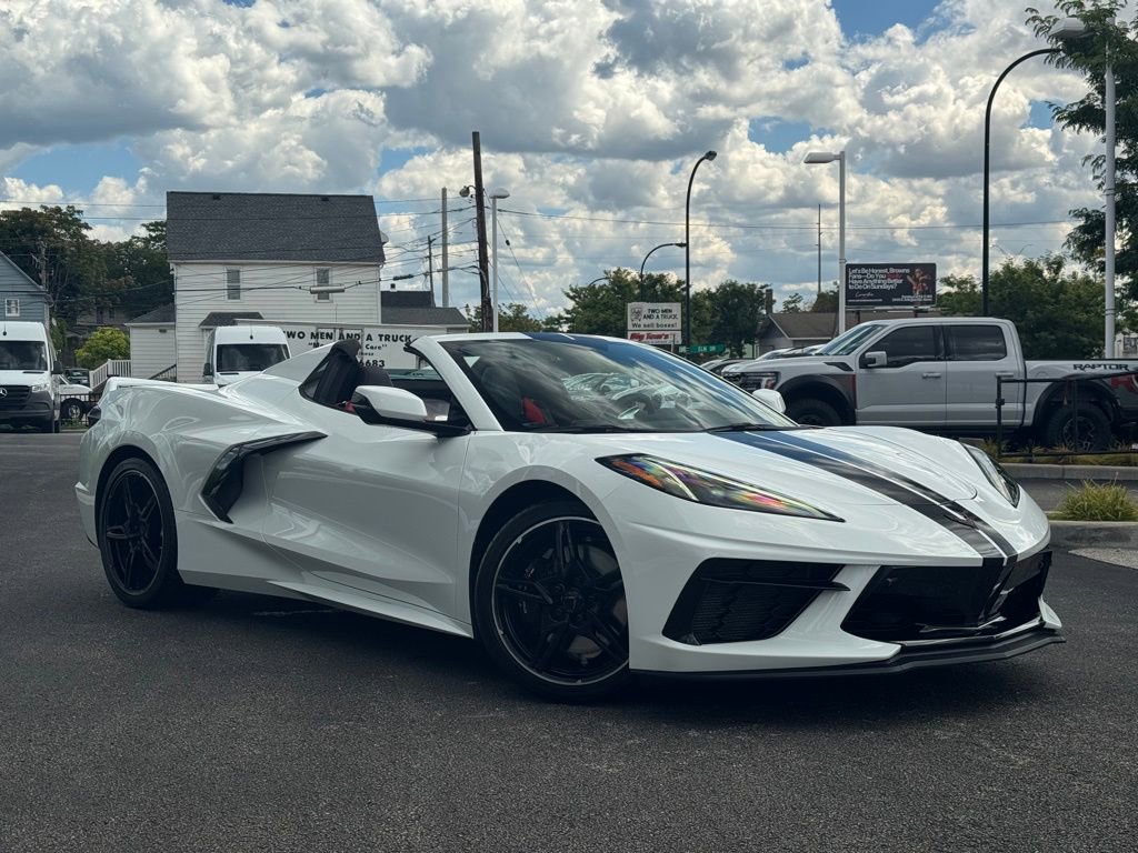 Used 2023 Chevrolet Corvette Stingray w/ Z51 Performance Package image 10