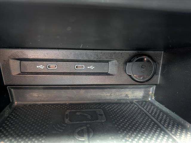 Used 2023 Volkswagen Tiguan SE FWD image 34