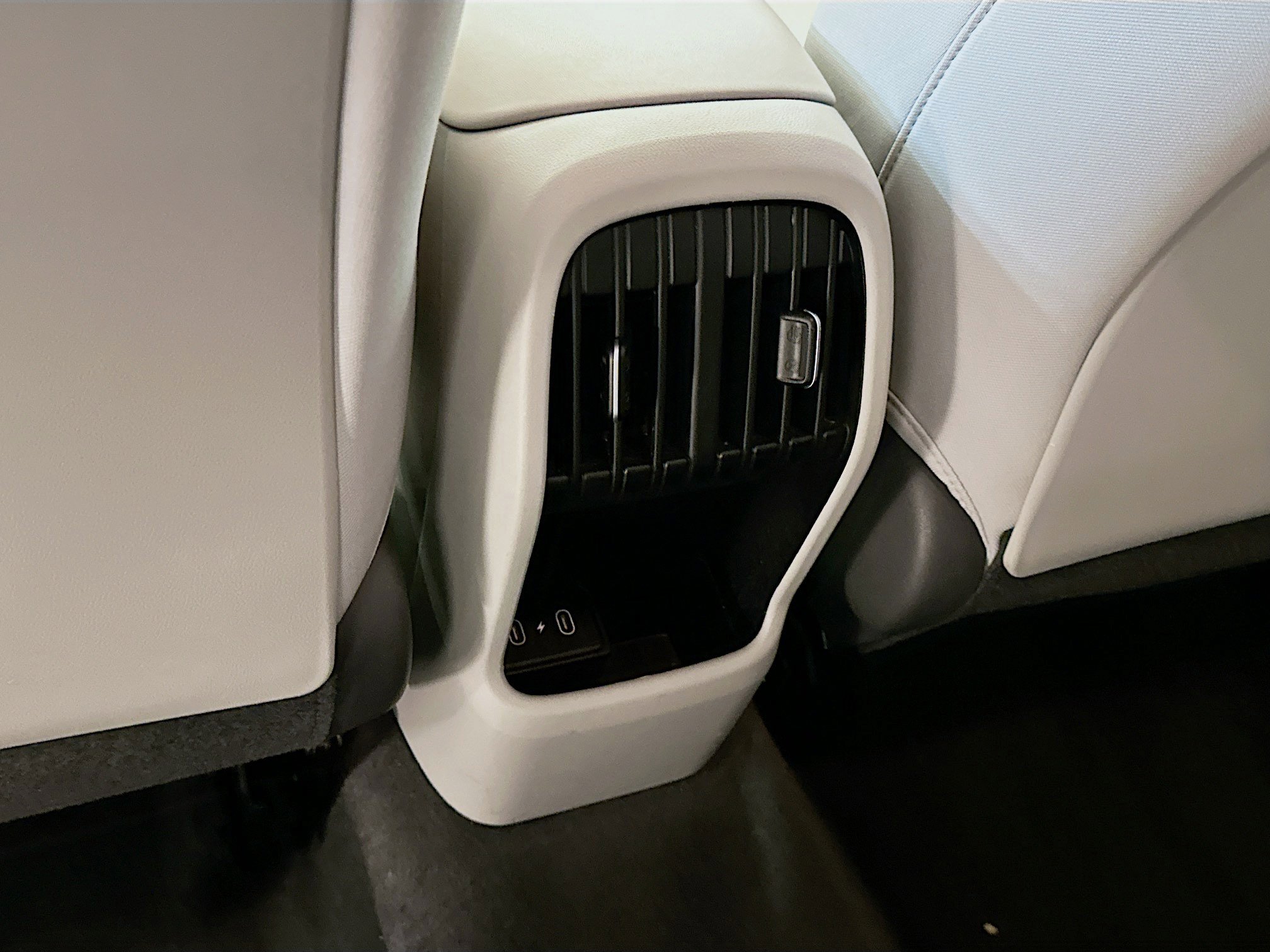 Used 2025 Hyundai Kona SEL image 27