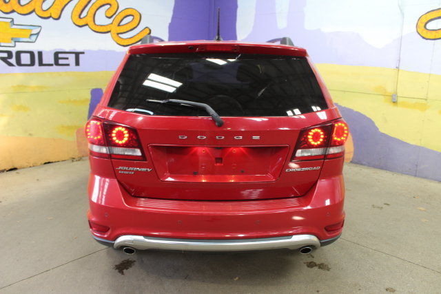 Used 2017 Dodge Journey Crossroad AWD/4WD image 7
