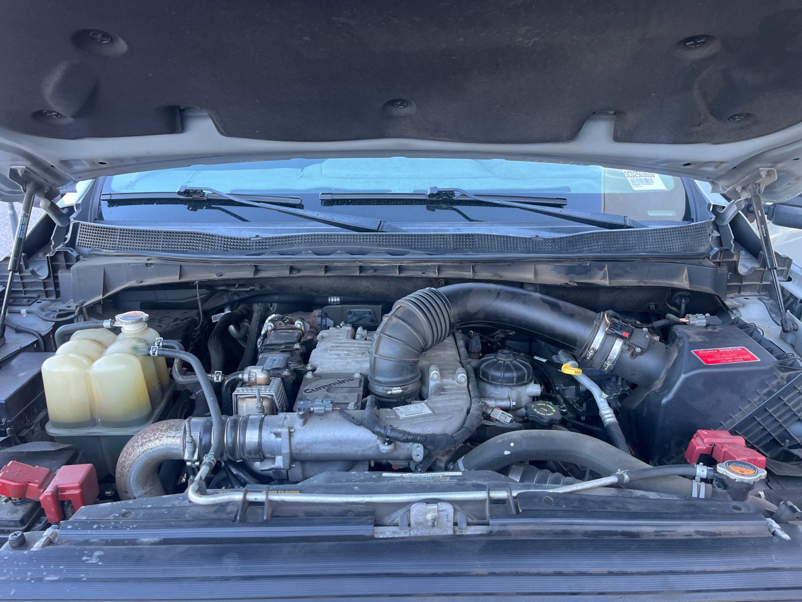 Used 2017 Nissan Titan SV image 21