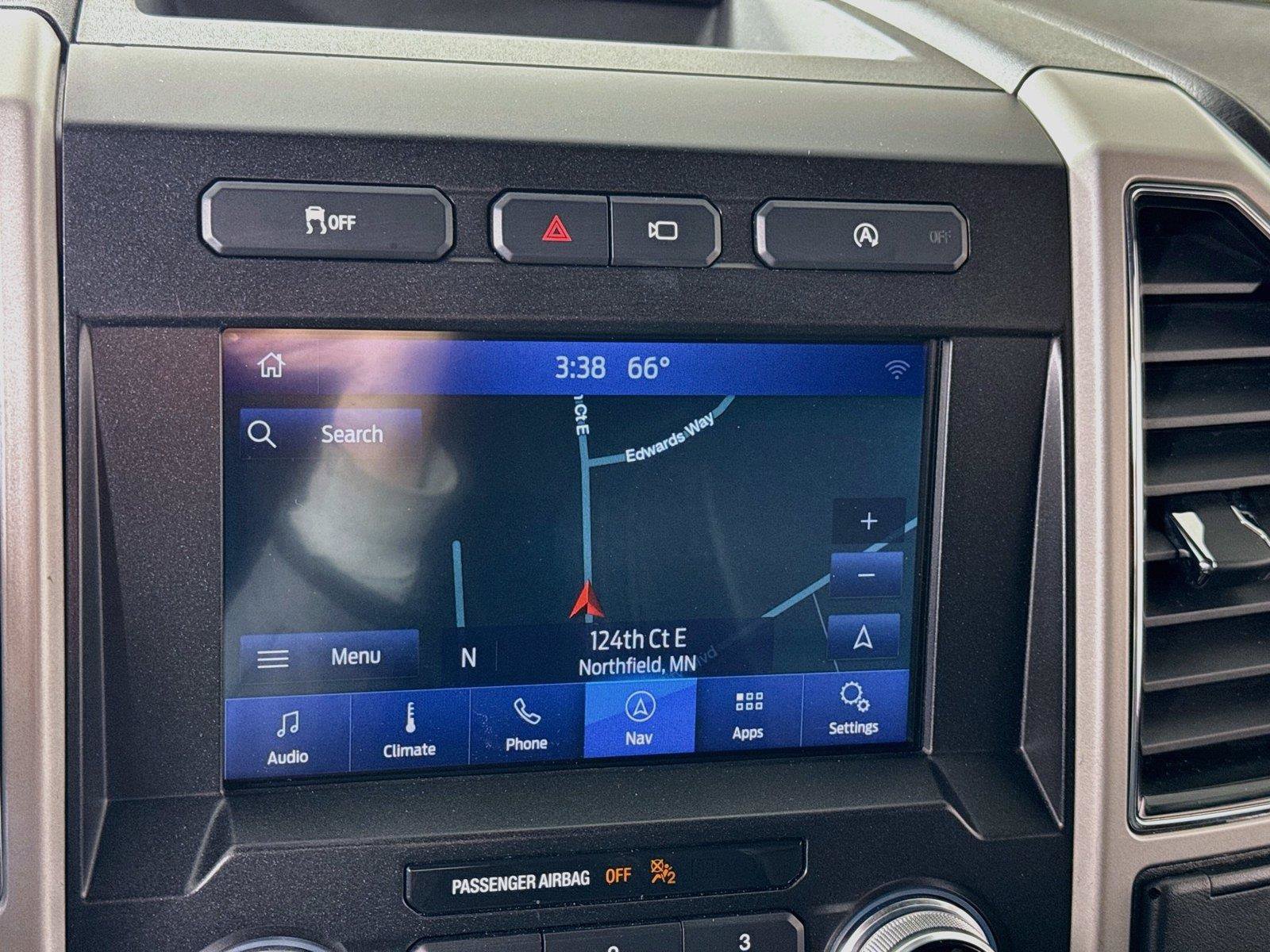Used 2019 Ford F150 Lariat w/ Equipment Group 502A Luxury AWD/4WD image 7