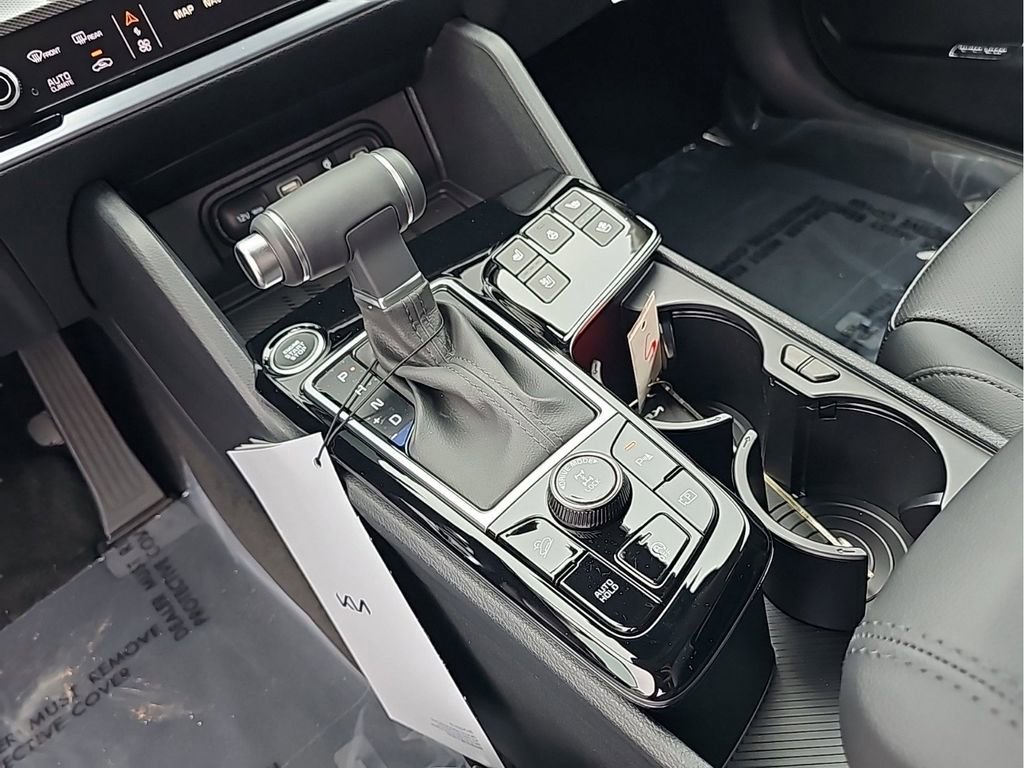 Certified 2025 Kia Sportage SX image 19