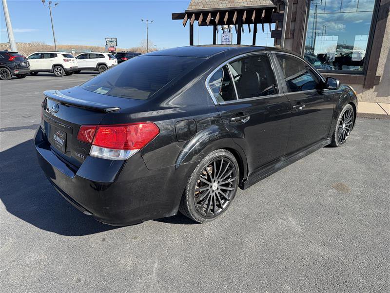 Used 2010 Subaru Legacy 3.6R Limited w/ Appearance Package 1G image 7