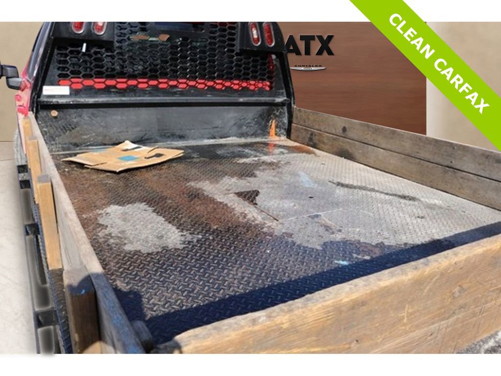 Used 2022 Chevrolet Silverado 3500 LT w/ Convenience Package image 10