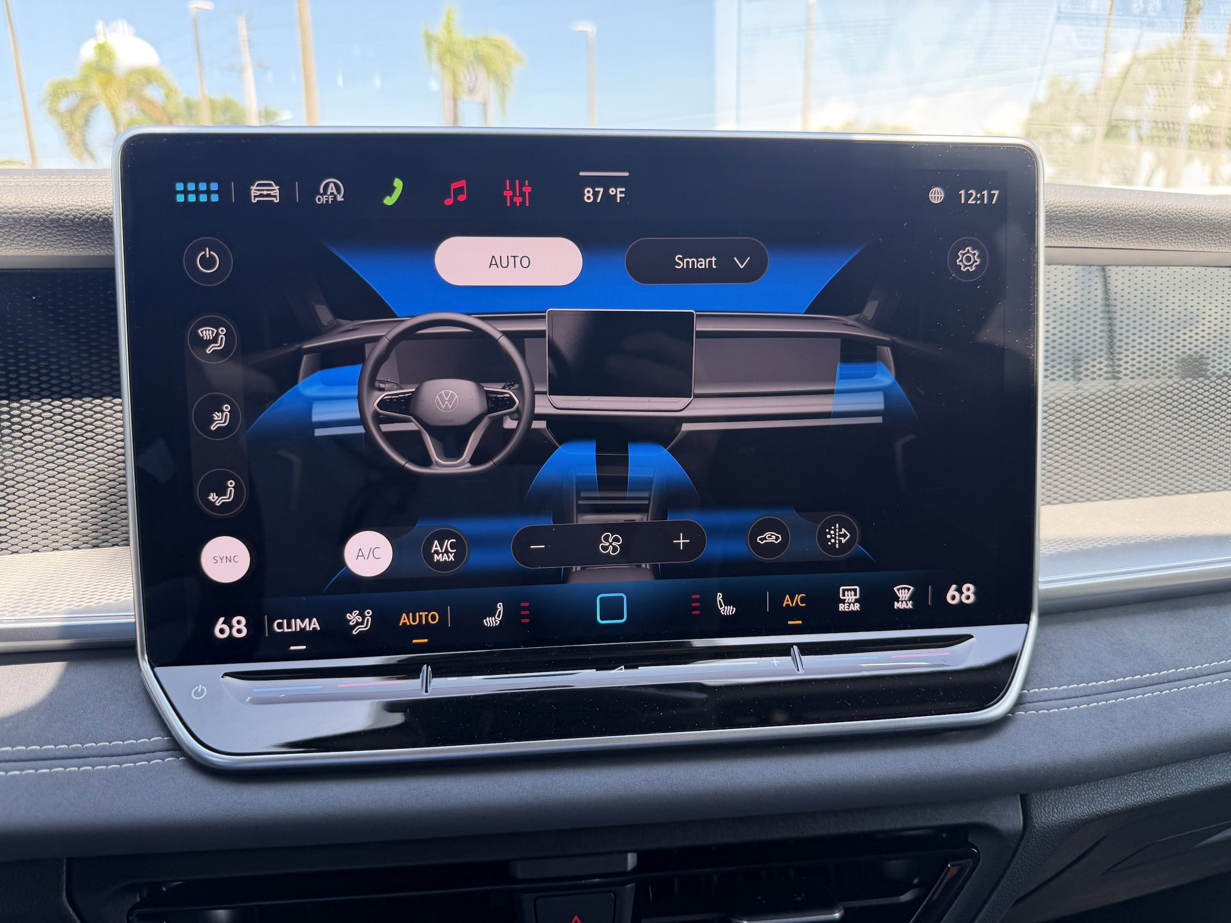 New 2026 Volkswagen Tiguan SE R-Line FWD image 21