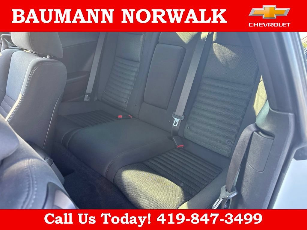Used 2013 Dodge Challenger SXT RWD image 34