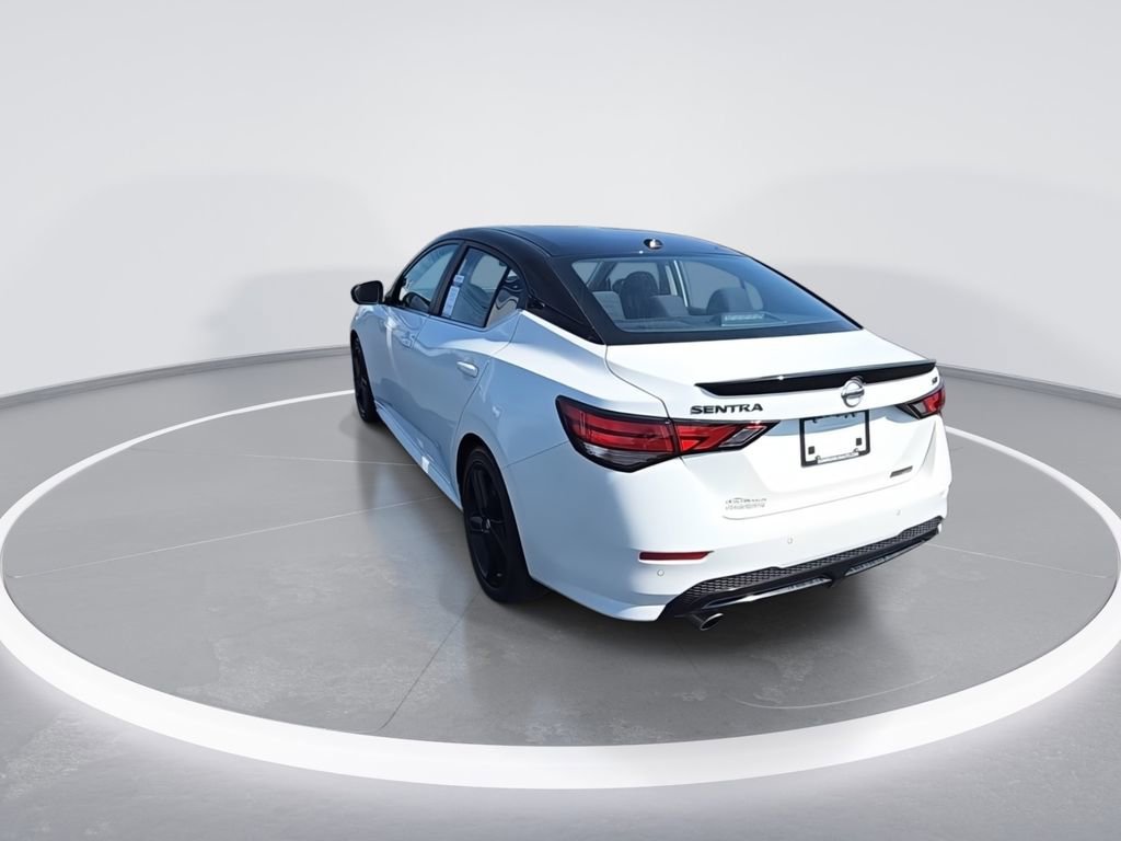 Used 2023 Nissan Sentra SR w/ Midnight Edition Package image 7