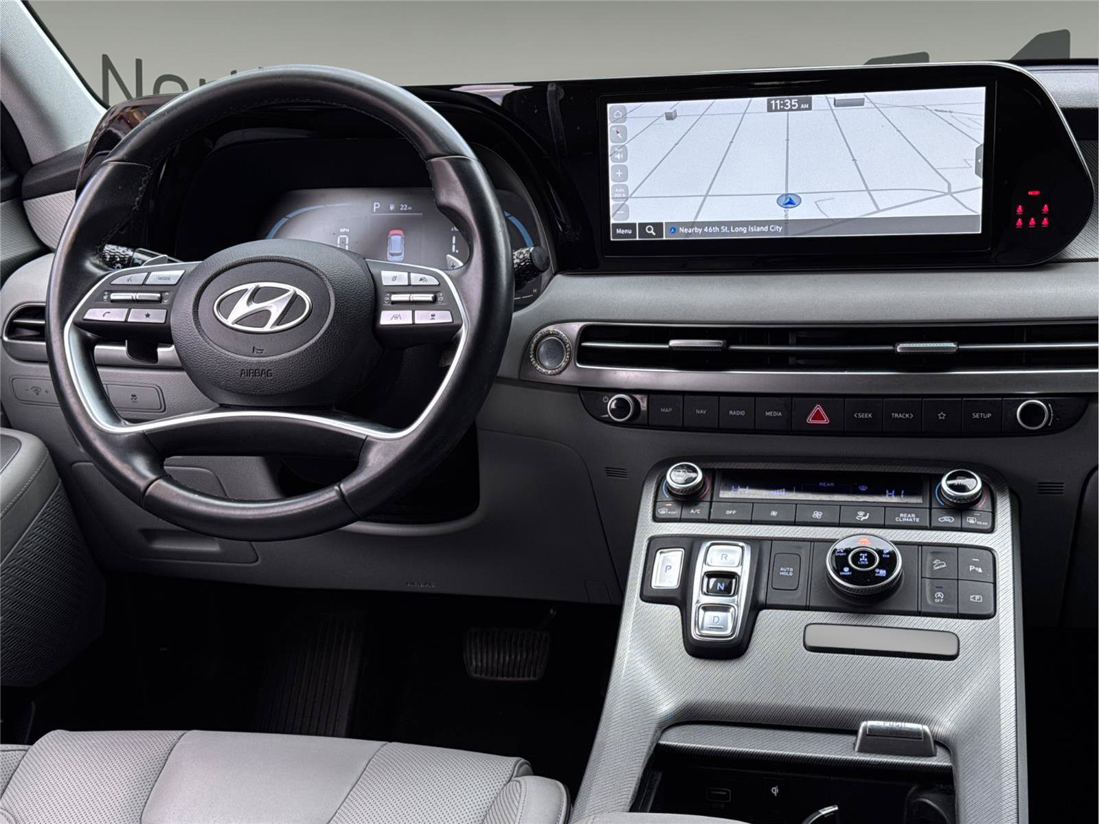 Used 2023 Hyundai Palisade SEL w/ Winter Package AWD/4WD image 21