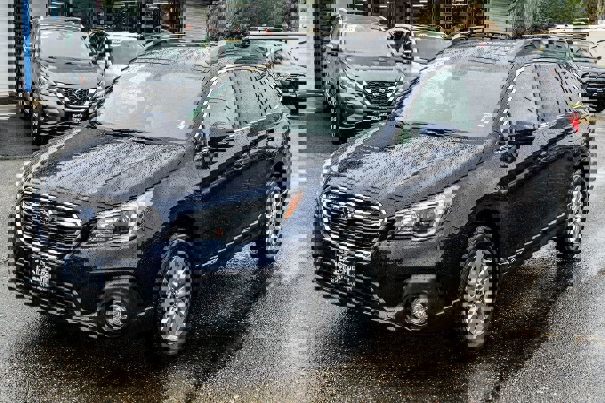 Used 2018 Subaru Outback 2.5i Premium image 4