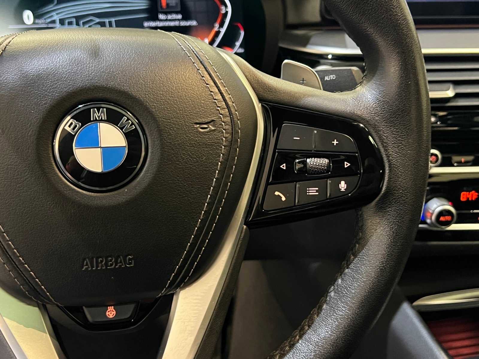 Used 2022 BMW 530i xDrive w/ Convenience Package image 20