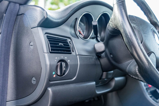 Used 2003 Mercedes-Benz SLK 32 AMG image 33