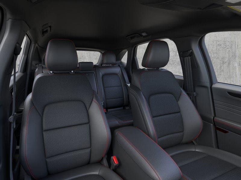 Used 2025 Ford Escape ST-Line w/ Equipment Group 301A image 10