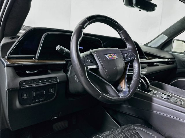Certified 2024 Cadillac Escalade ESV Sport Platinum w/ LPO, ONYX Package AWD/4WD image 12