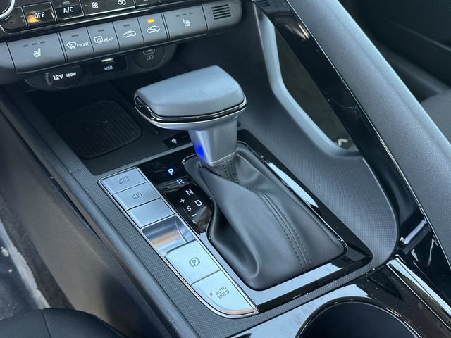Certified 2025 Hyundai Elantra SEL FWD image 31