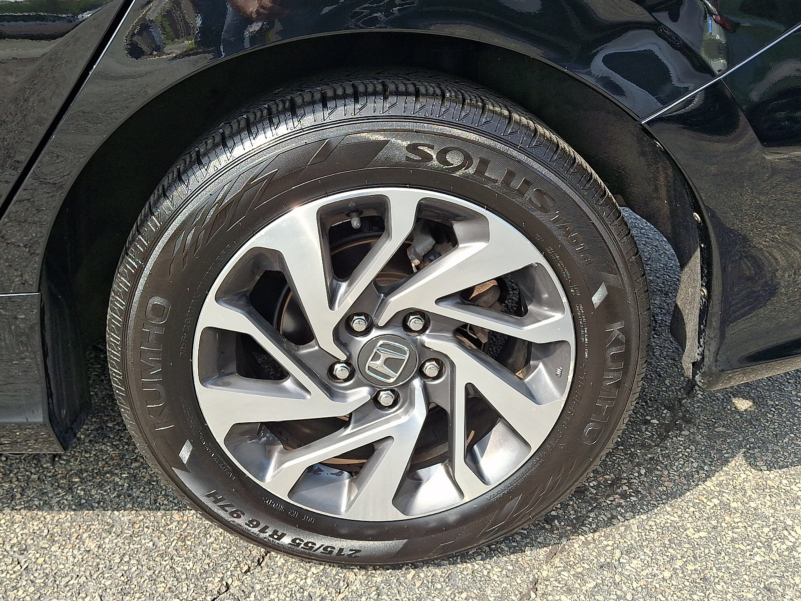 Used 2018 Honda Civic EX image 8