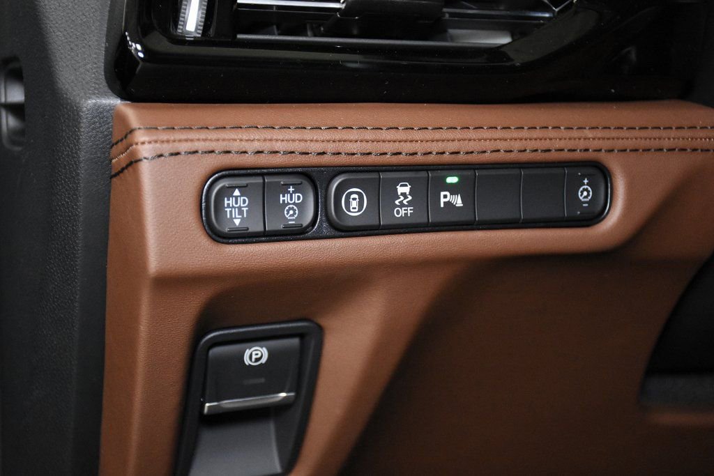 Used 2025 Acura MDX w/ Advance Package image 12