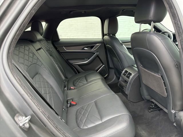 Used 2022 Jaguar F-PACE S image 10