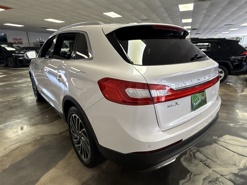 Used 2018 Lincoln MKX Select w/ Select Plus Package FWD image 5