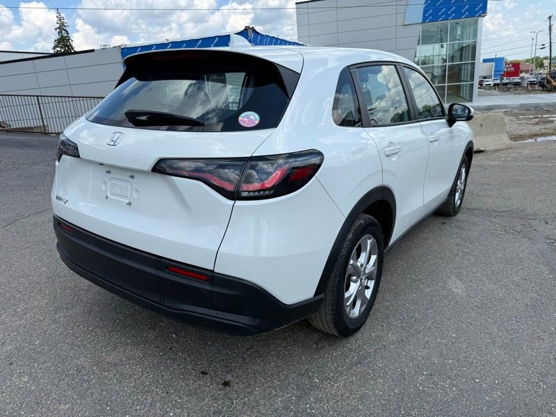 Used 2023 Honda HR-V LX image 7