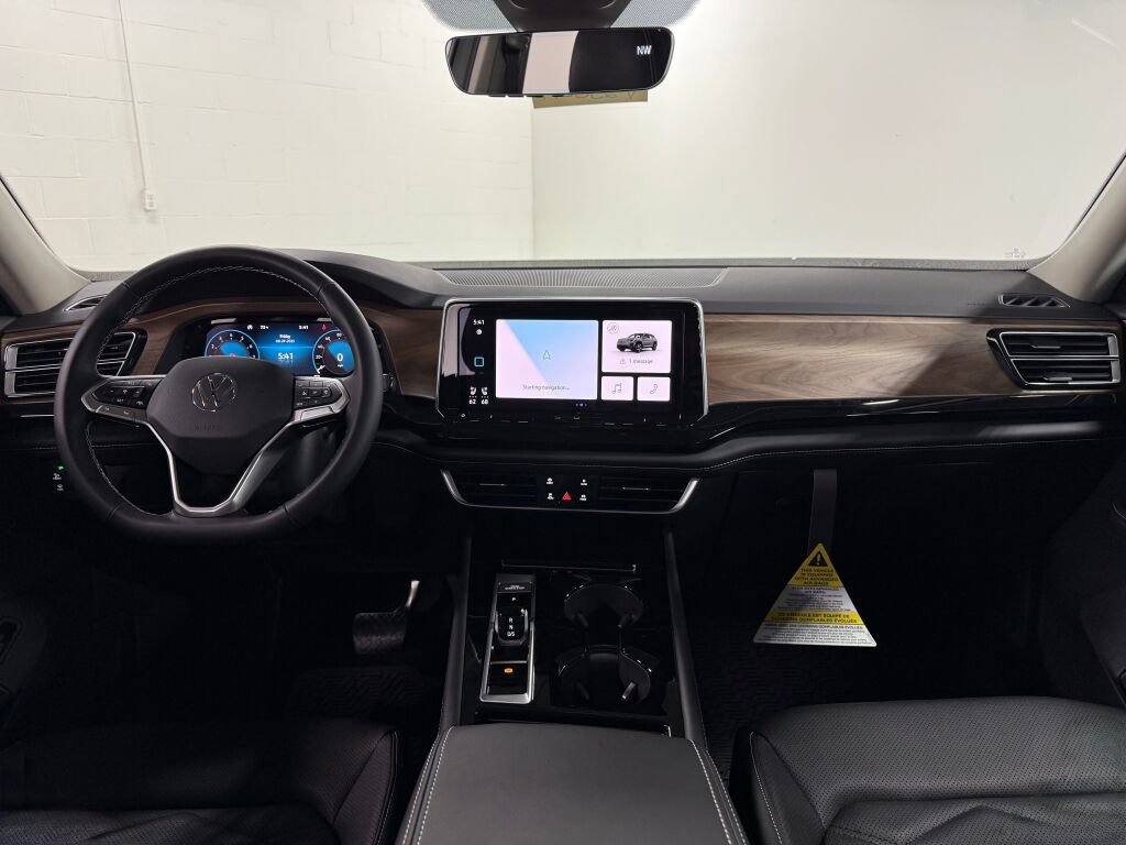 New 2026 Volkswagen Atlas SE image 11