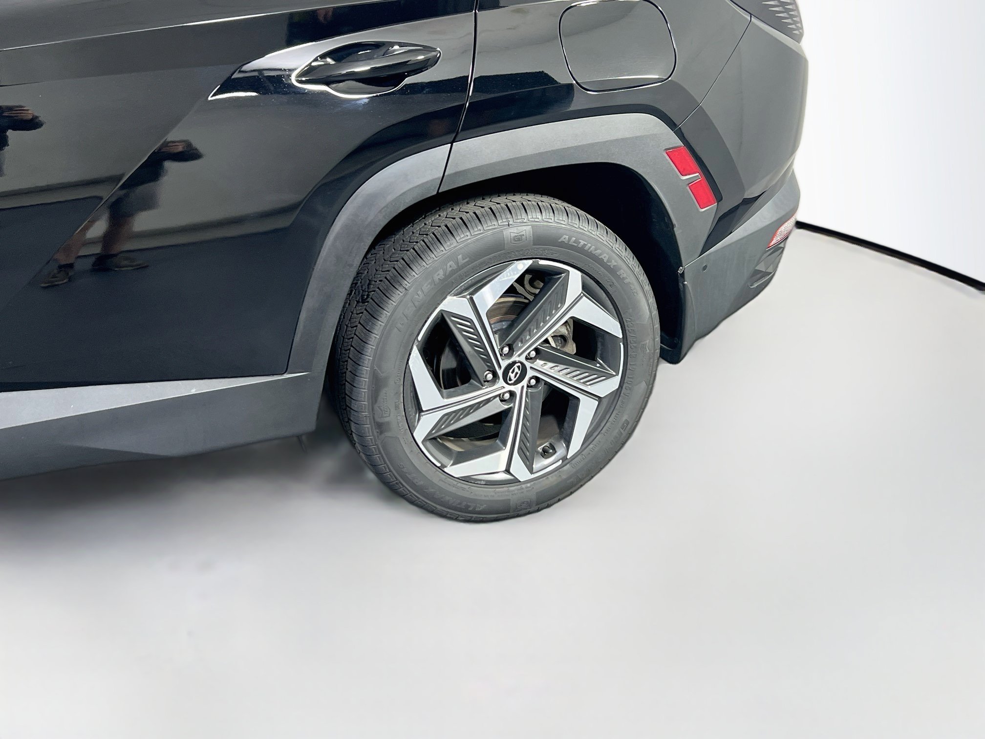 Used 2022 Hyundai Tucson Limited AWD/4WD image 31