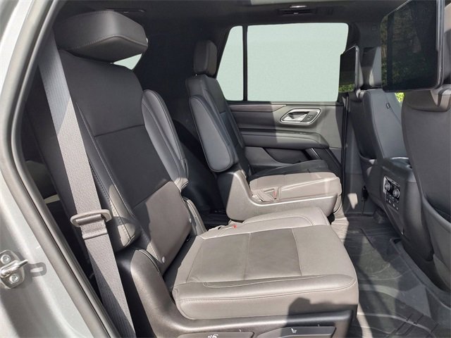 Used 2024 Chevrolet Tahoe Z71 w/ Luxury Package image 34