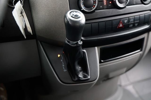 Used 2018 Mercedes-Benz Sprinter 2500 image 36