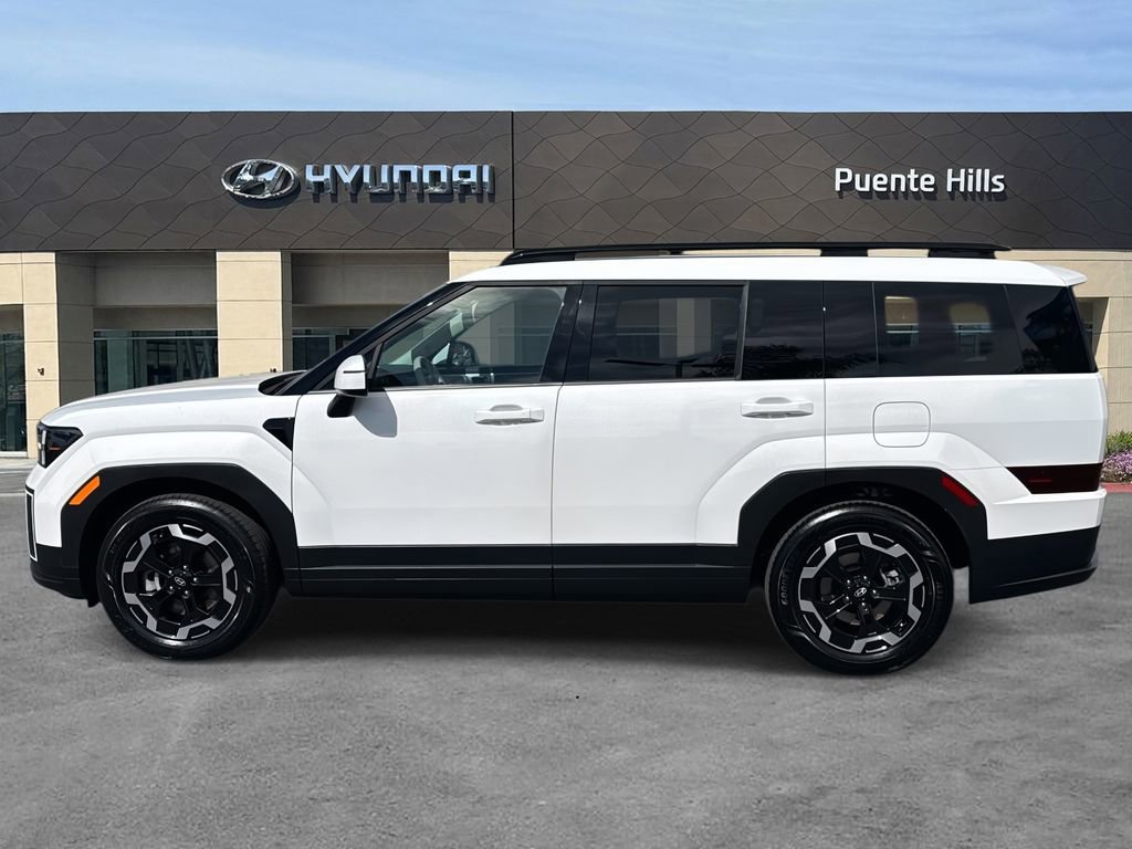 Used 2025 Hyundai Santa Fe SEL image 3