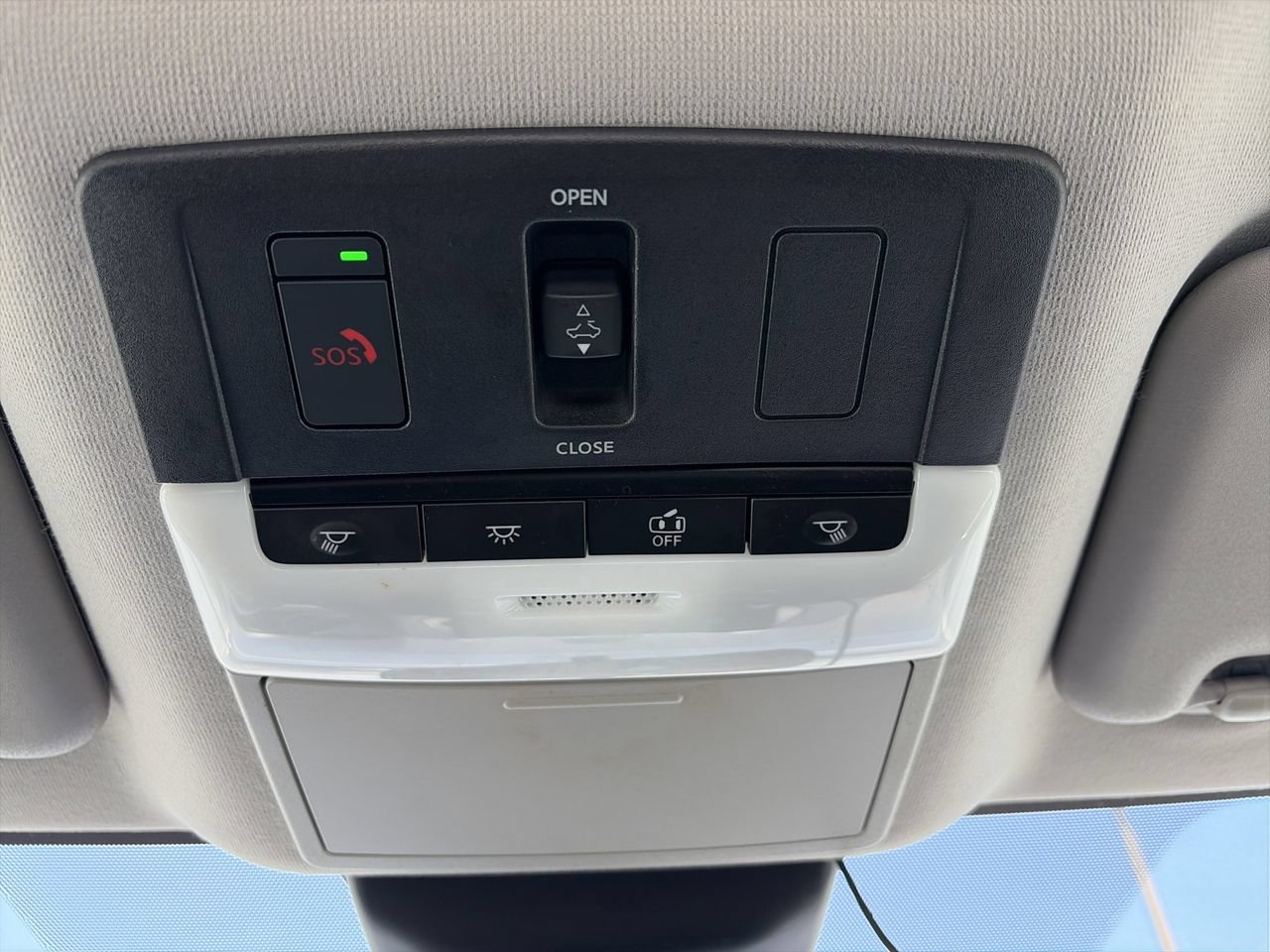 Certified 2023 Nissan Sentra SR w/ SR Premium Package FWD image 22
