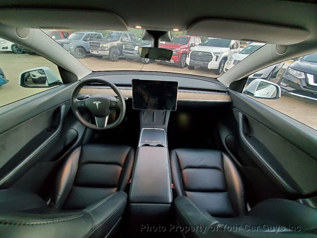Used 2021 Tesla Model Y Long Range image 27