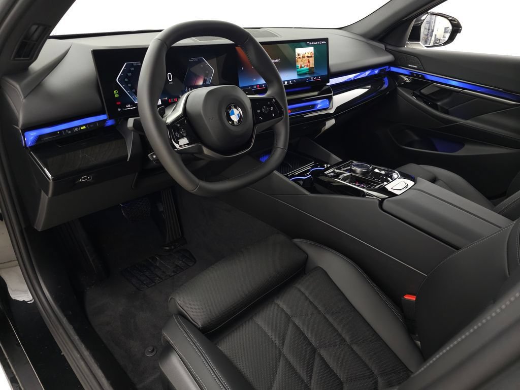 New 2026 BMW 530i xDrive w/ Convenience Package AWD/4WD image 14