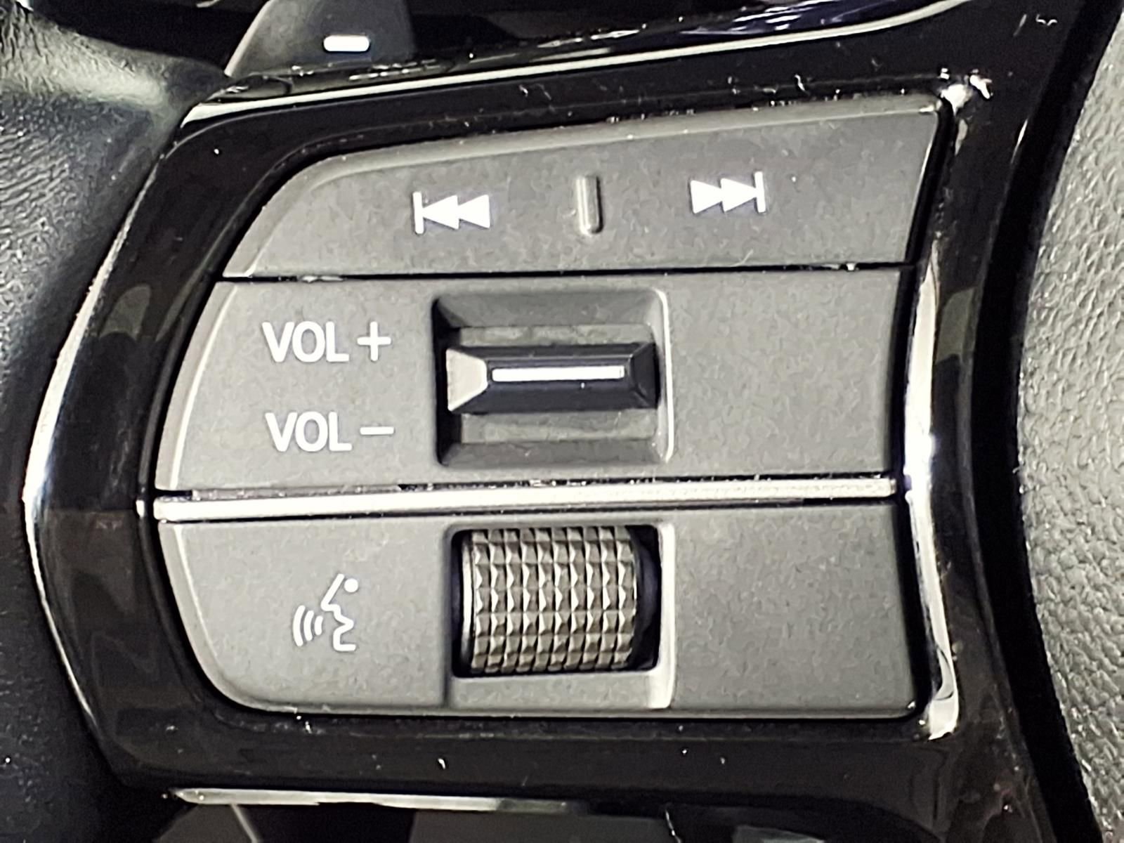 Used 2022 Honda Civic Touring image 18