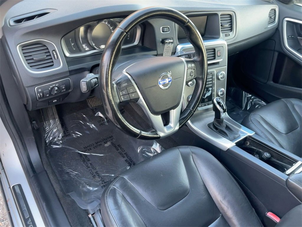 Used 2016 Volvo S60 T5 Premier image 9