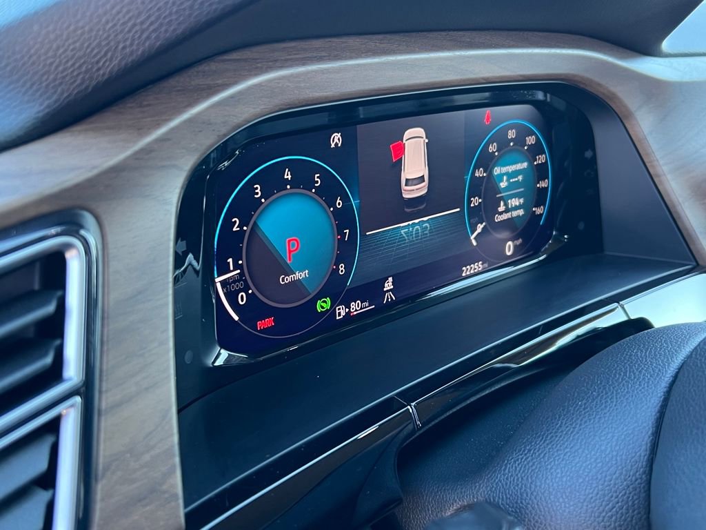 Used 2025 Volkswagen Atlas SE image 21