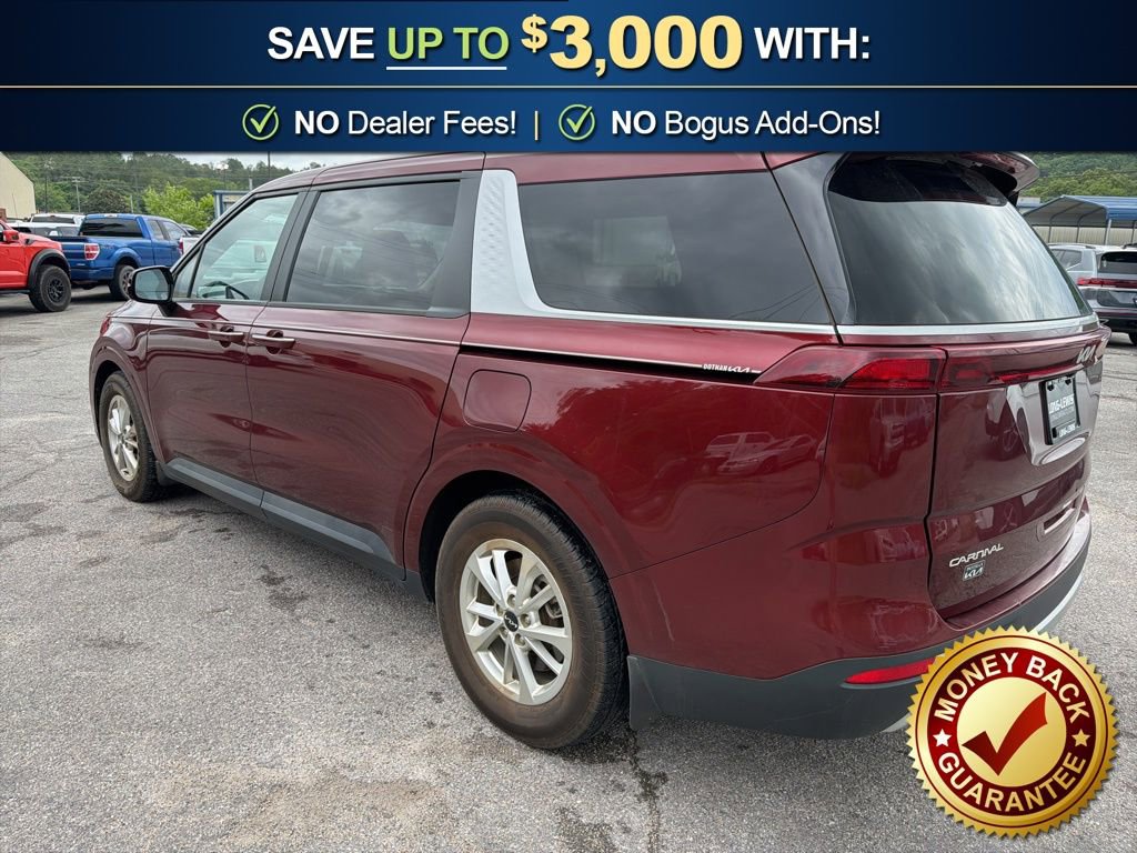 Used 2023 Kia Carnival LX FWD image 8
