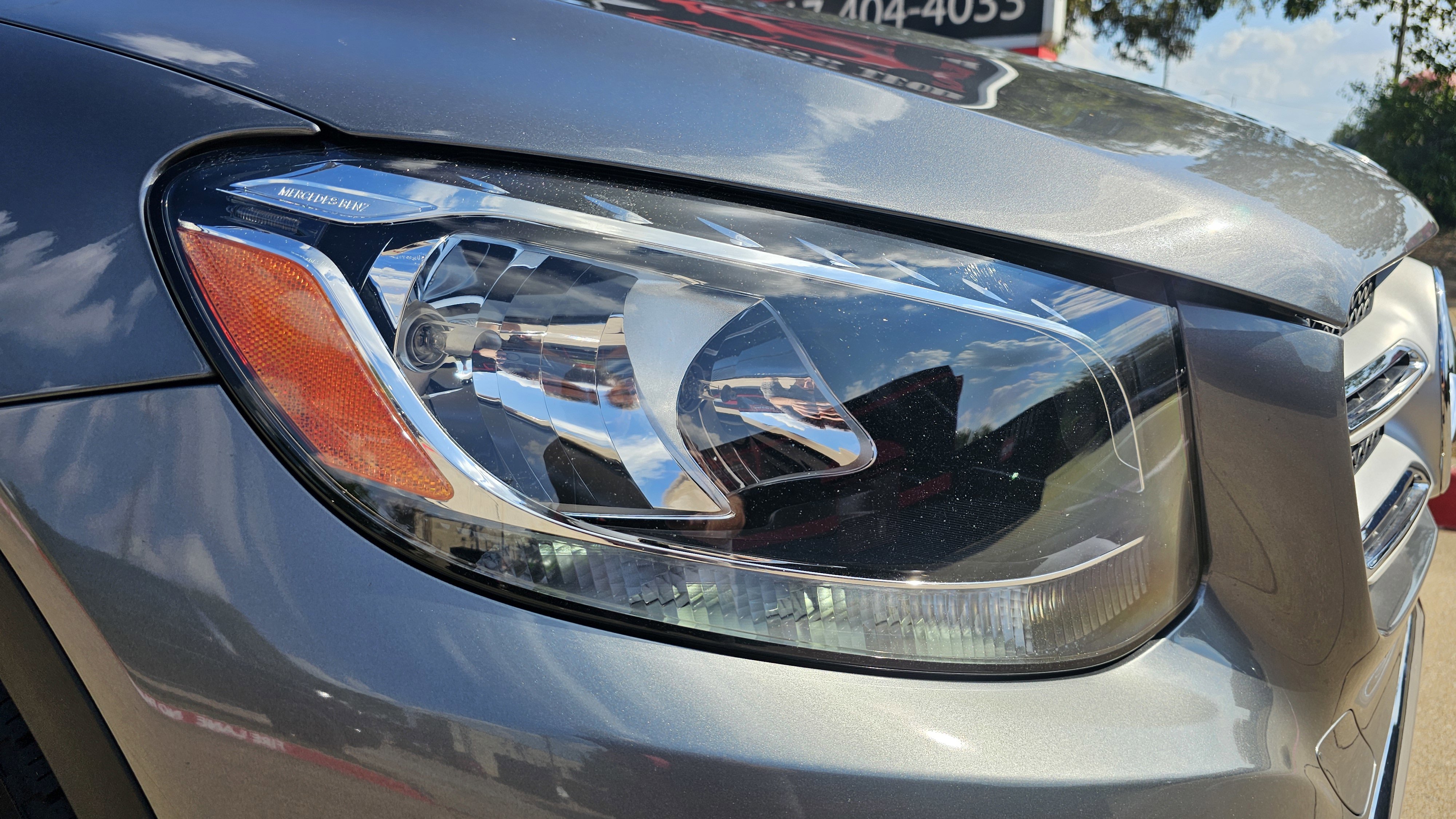 Used 2019 Mercedes-Benz GLC 300 w/ Premium Package image 12