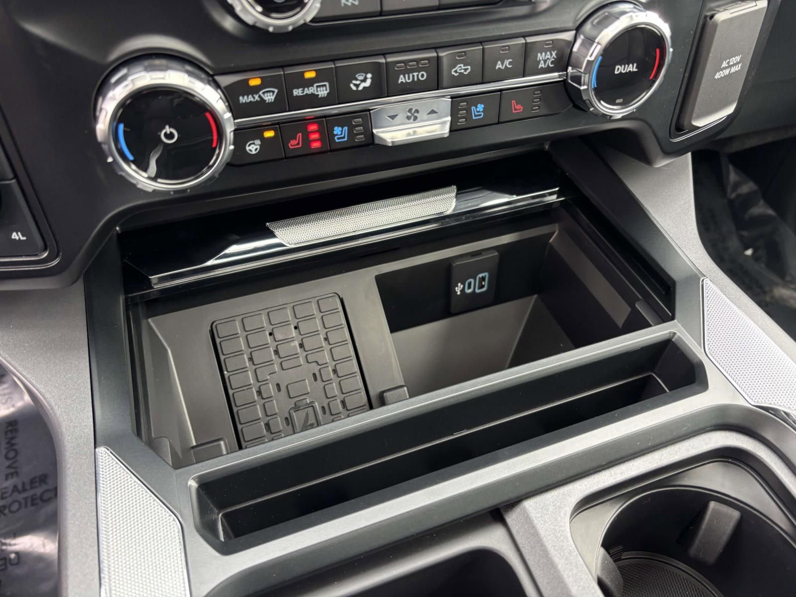 New 2025 Ford F250 Lariat w/ Lariat Ultimate Package image 24