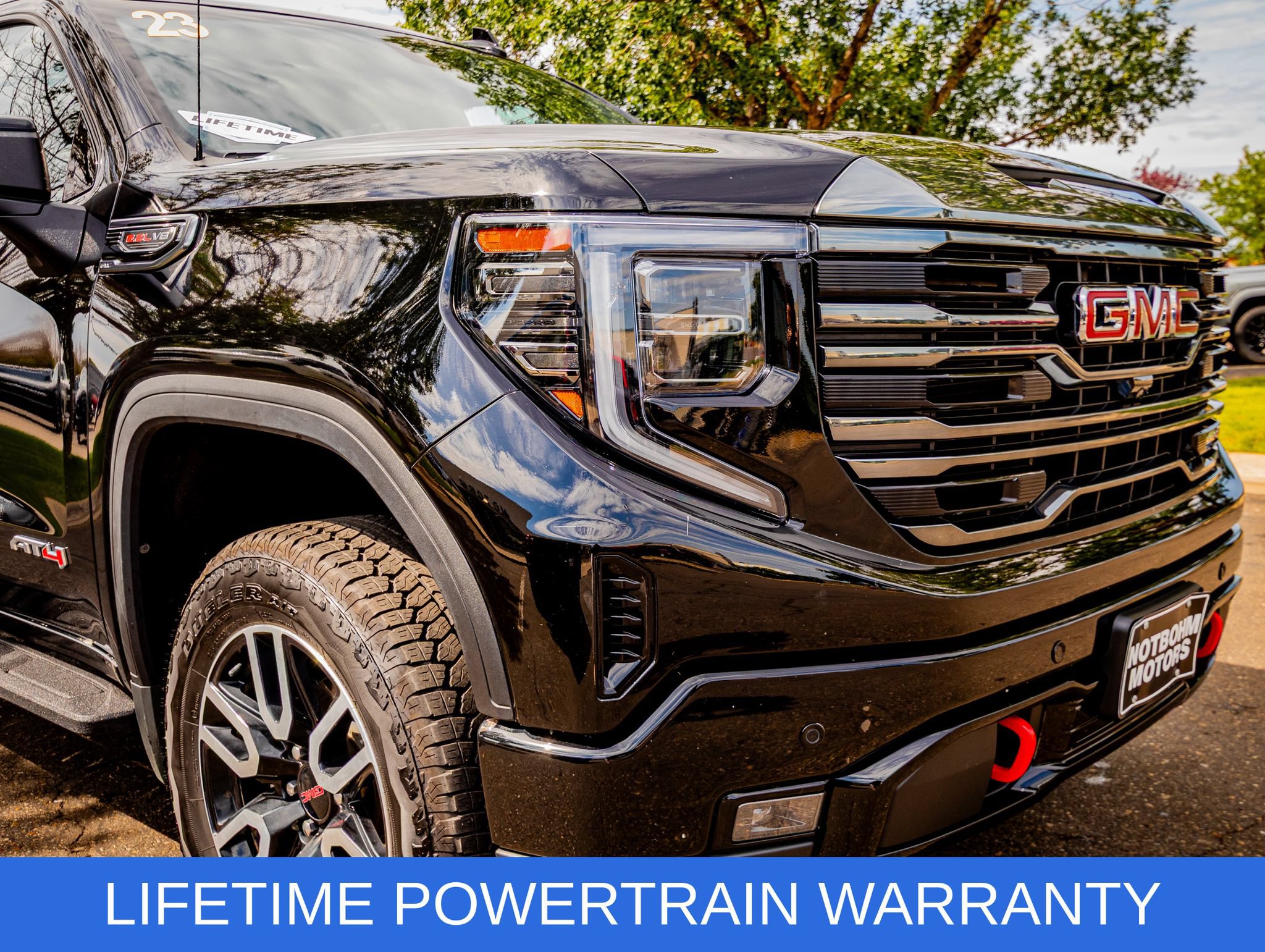 Used 2023 GMC Sierra 1500 AT4 w/ AT4 Preferred Package AWD/4WD image 8