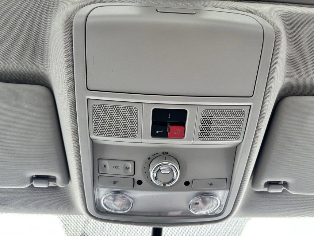 Used 2016 Volkswagen Jetta SEL image 26