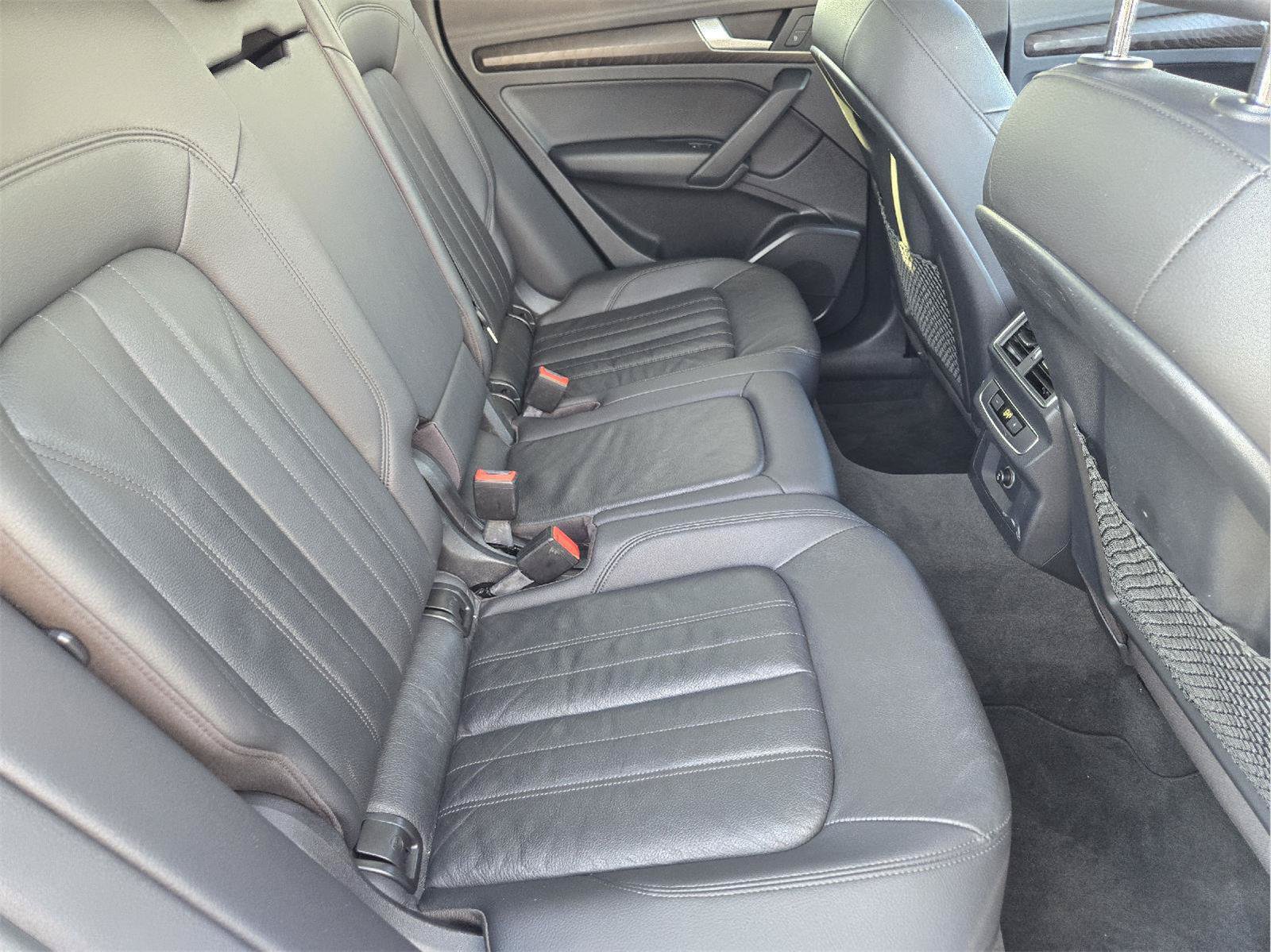 Used 2018 Audi Q5 2.0T Premium Plus w/ Premium Plus Package AWD/4WD image 30