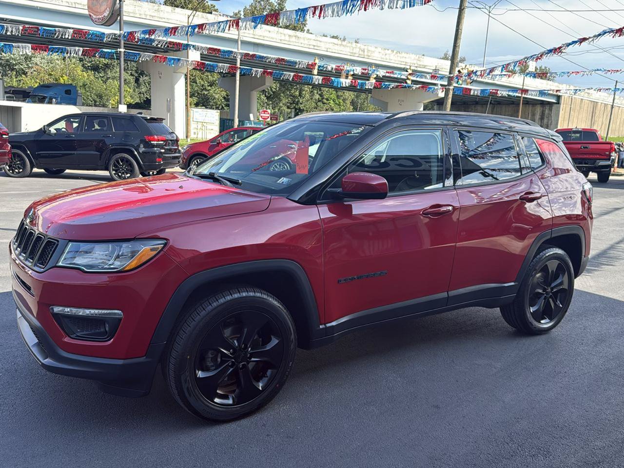 Used 2019 Jeep Compass Latitude AWD/4WD image 9