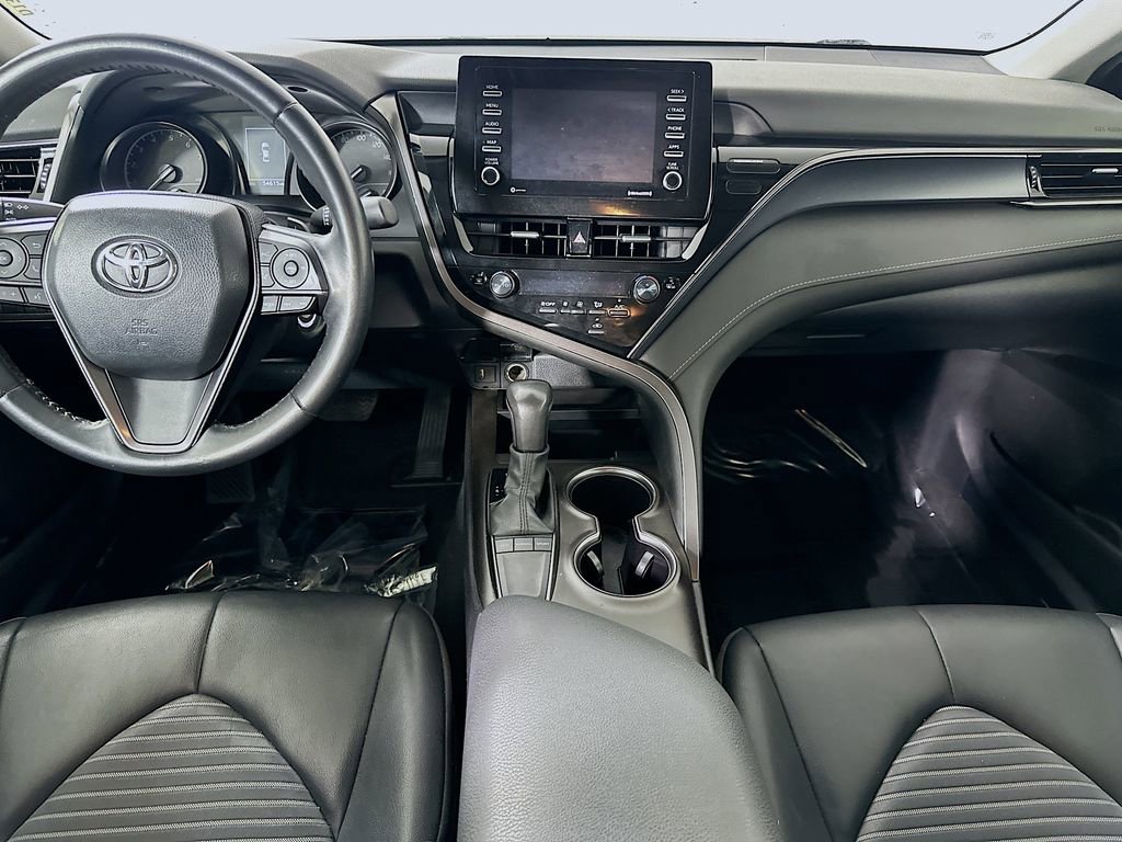 Used 2024 Toyota Camry SE FWD image 17