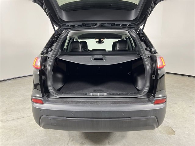 Used 2021 Jeep Cherokee Latitude Plus w/ Security Package image 25