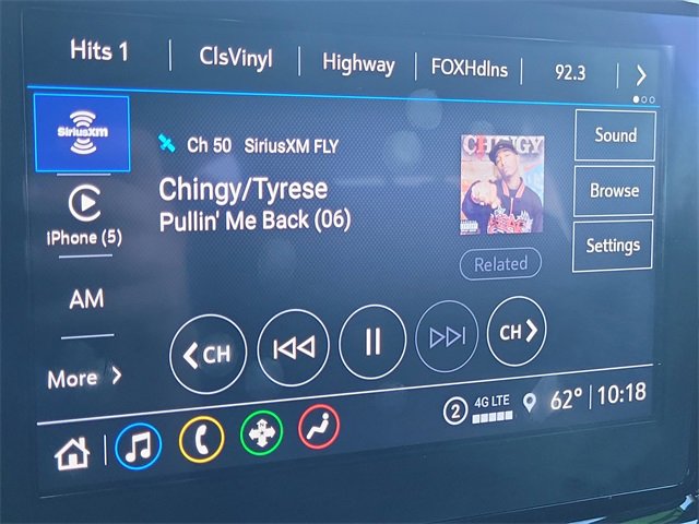 Used 2023 Chevrolet Traverse LT image 13