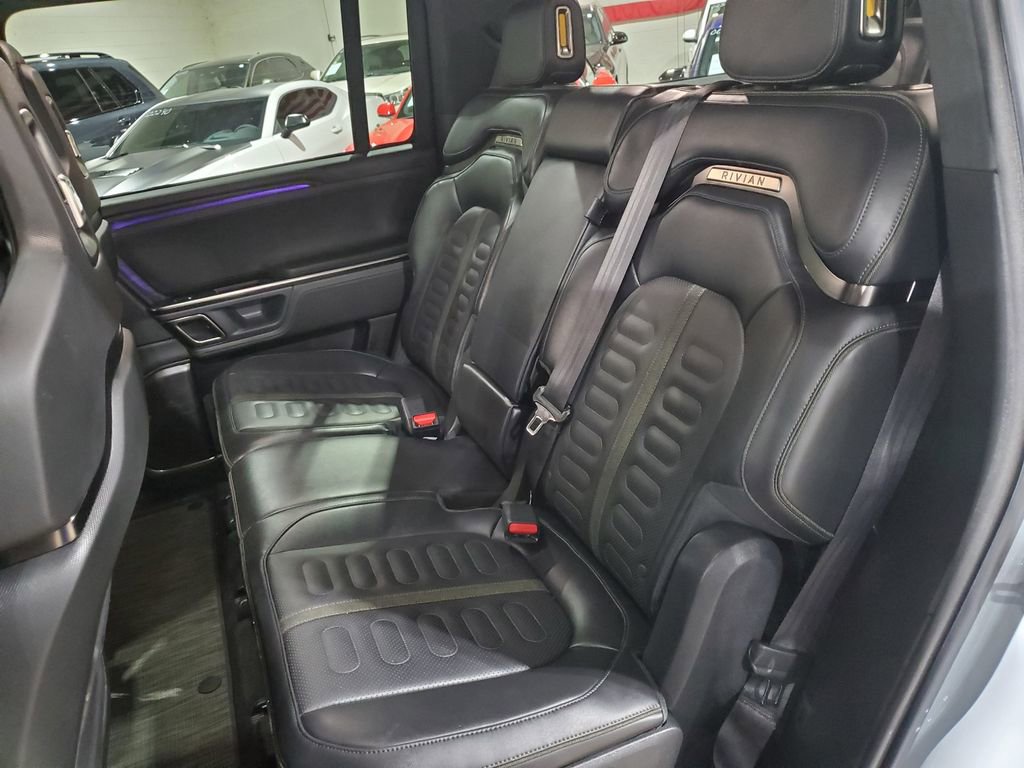 Used 2024 Rivian R1S Adventure AWD/4WD image 29