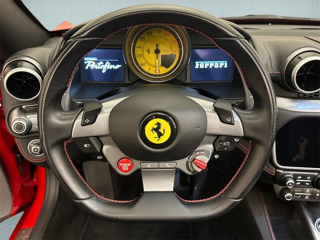 Used 2019 Ferrari Portofino image 18