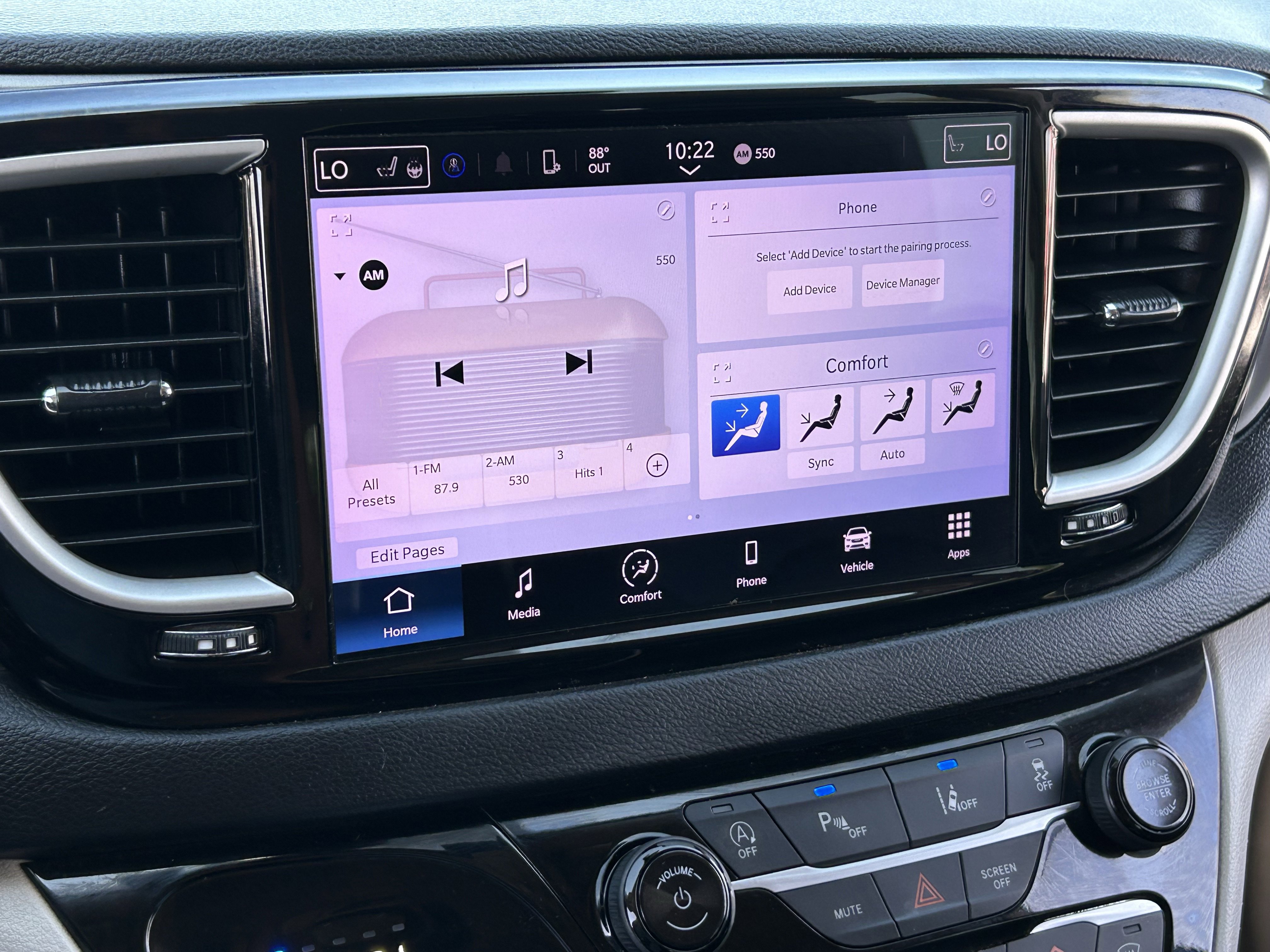 Certified 2022 Chrysler Pacifica Touring-L image 29