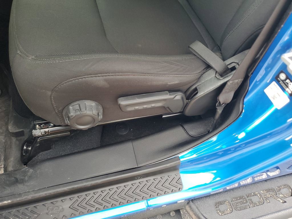 Used 2023 Jeep Gladiator Sport image 16