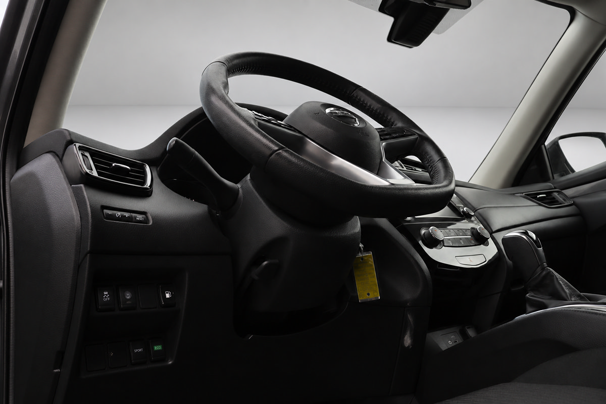 Used 2020 Nissan Rogue S w/ Special Edition Package FWD image 27